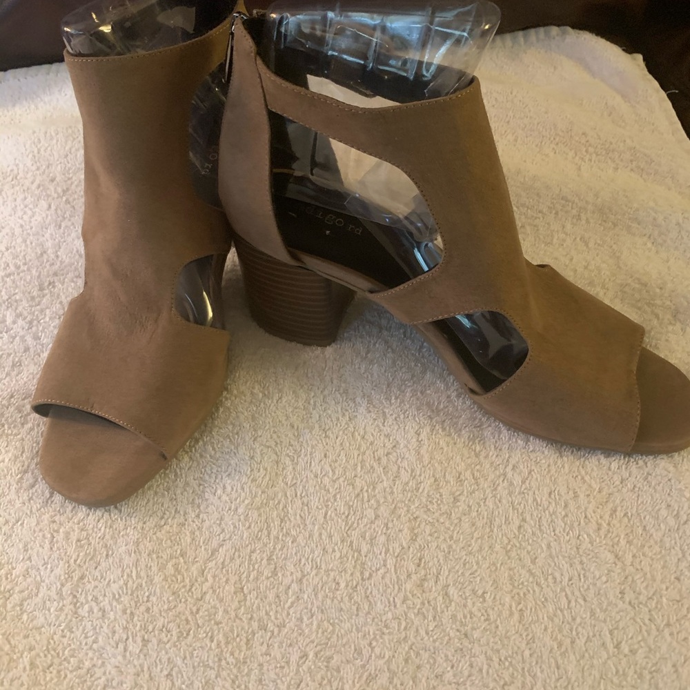 Chunky Heel Sandals